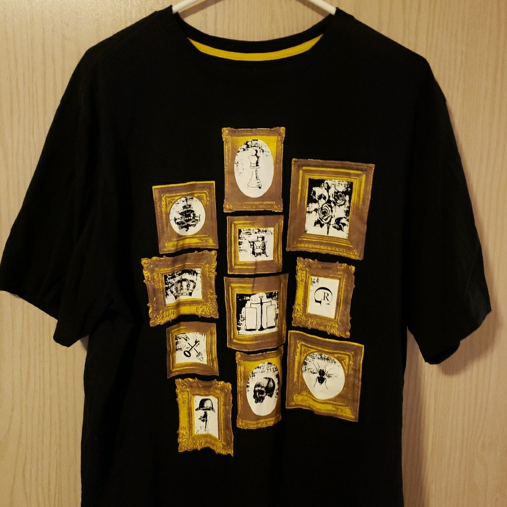 Robert Graham Men's T-shirt